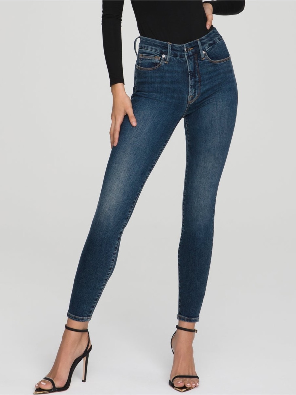NWT Good American Good Legs Skinny Jeans size 2/26 in Blue609 Dark Wash